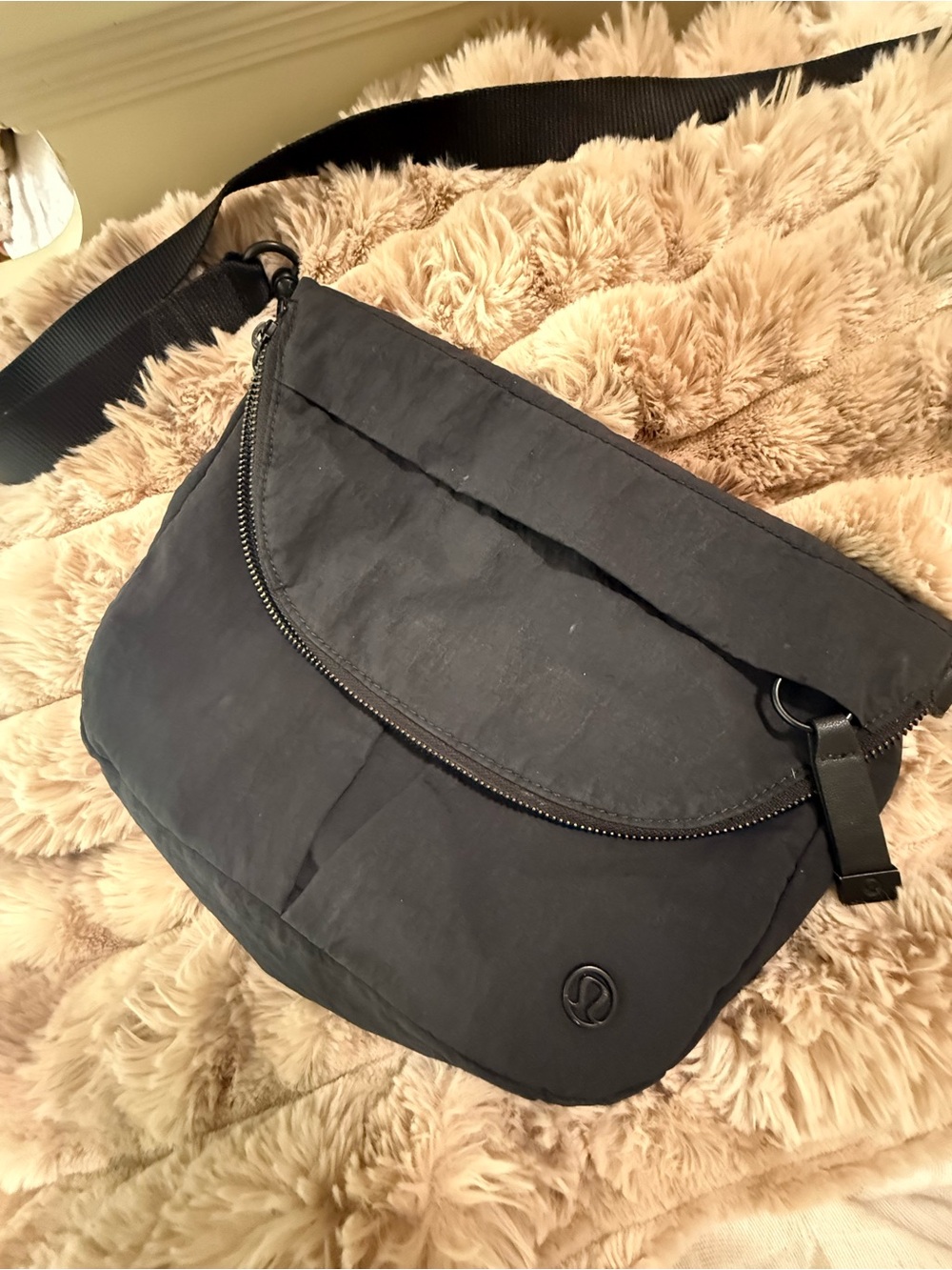 Lululemon All Night Festival Bag